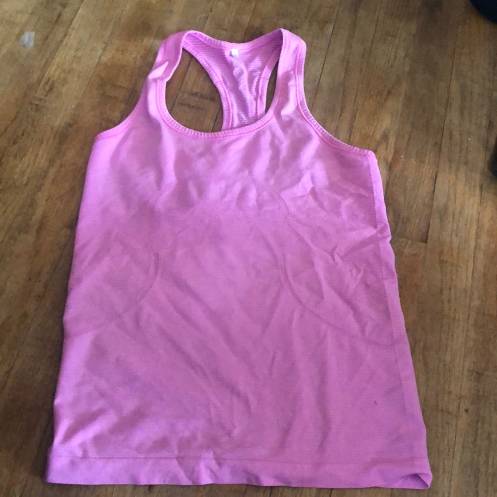 Lululemon tank
